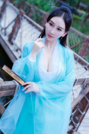 漂亮女友hd中字_超清电影免费在线
